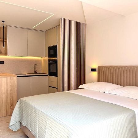 Marthinis Luxury Suites Split Exterior photo