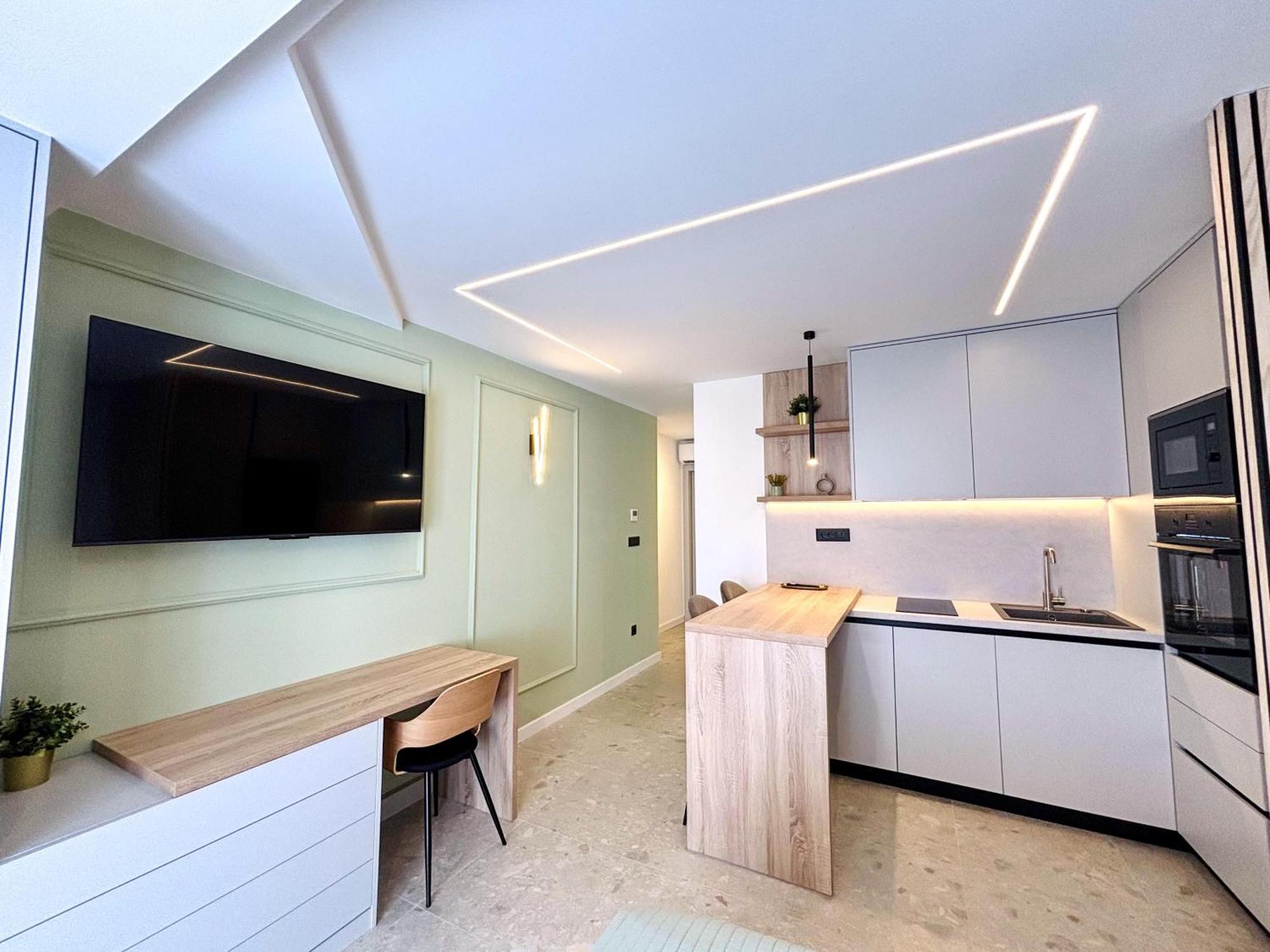 Marthinis Luxury Suites Split Exterior photo